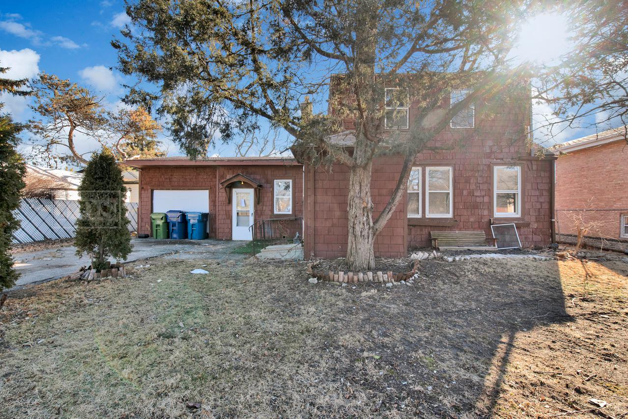10009 Melvina Ave., Oak Lawn, IL 60453