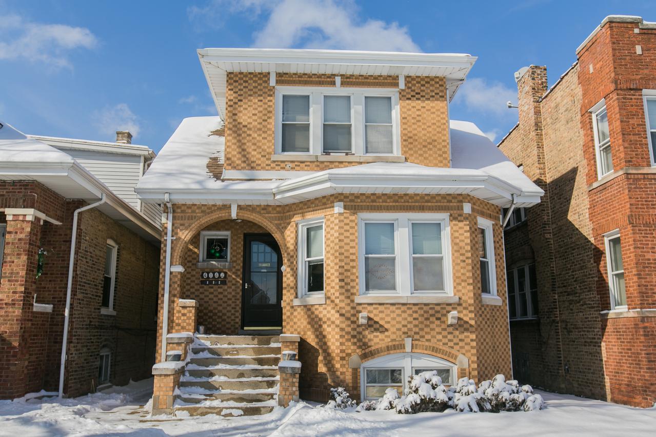4142 N Menard Ave., Chicago, IL 60634