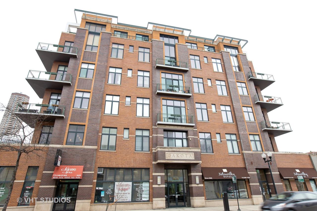 3631 N Halsted St. #201, Chicago, IL 60613
