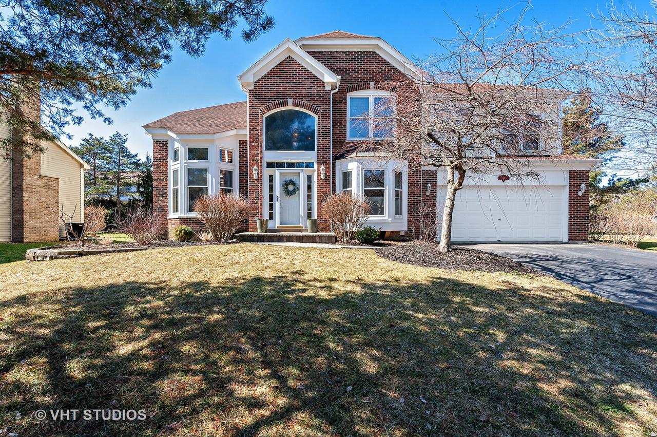 33966 Treeline Ct., Grayslake, IL 60030
