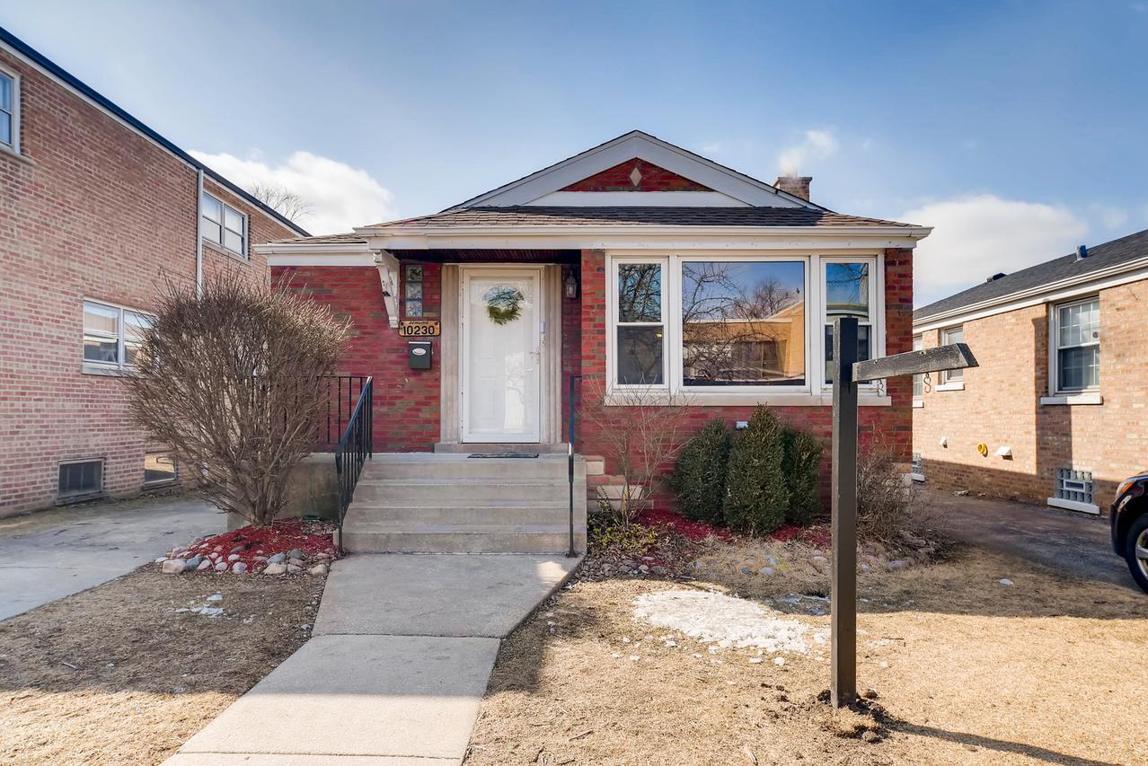 10230 S Fairfield Ave., Chicago, IL 60655