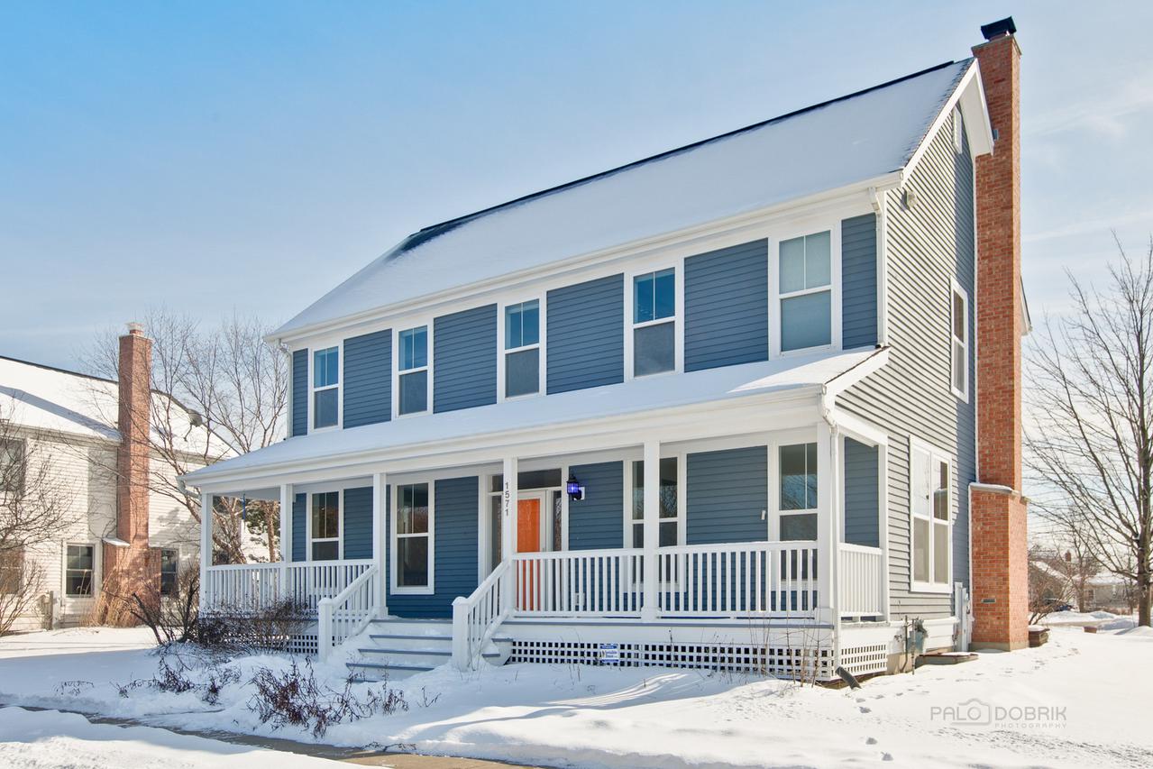 1571 Amos Bennett St., Grayslake, IL 60030