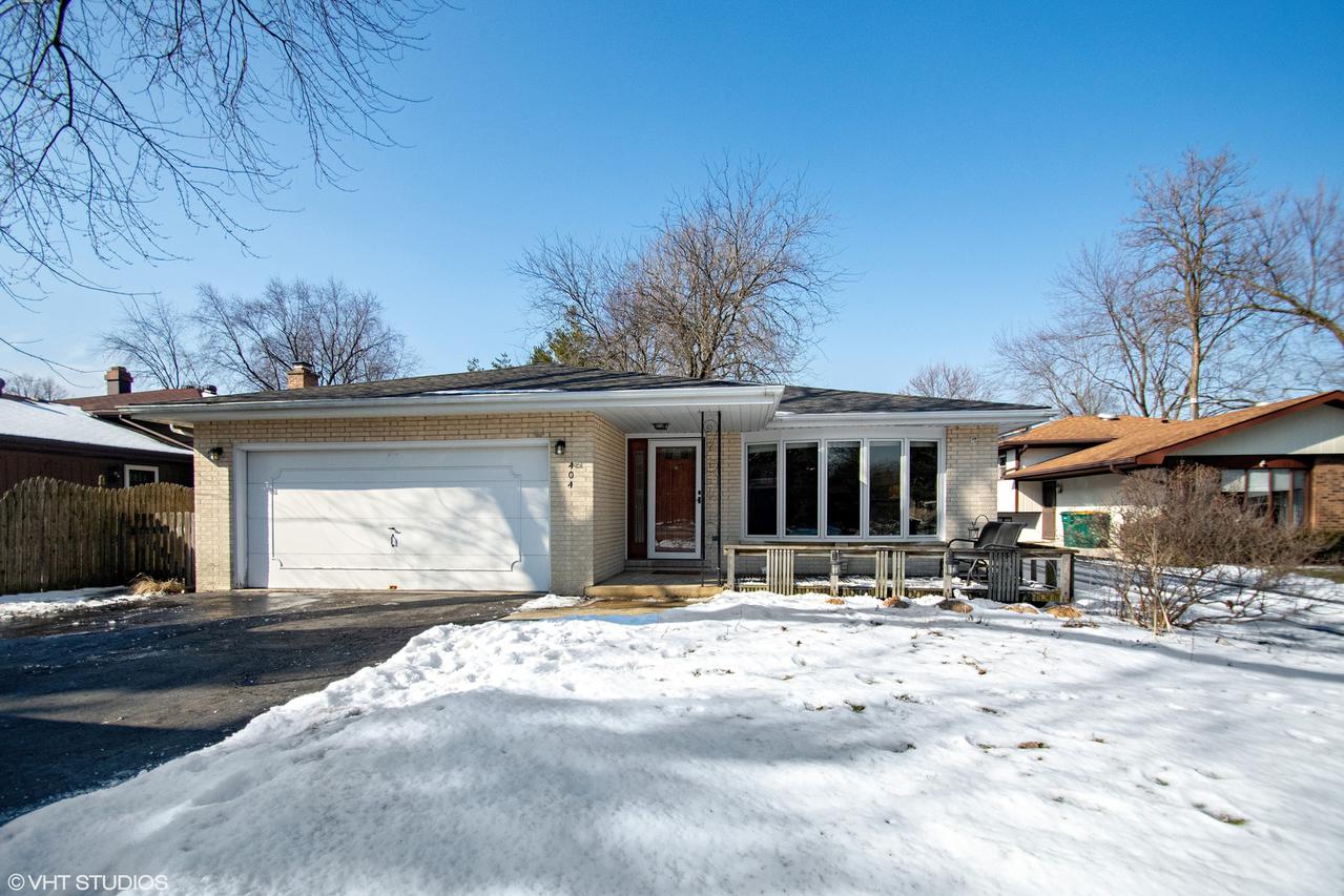 404 N Wilmette Ave., Westmont, IL 60559