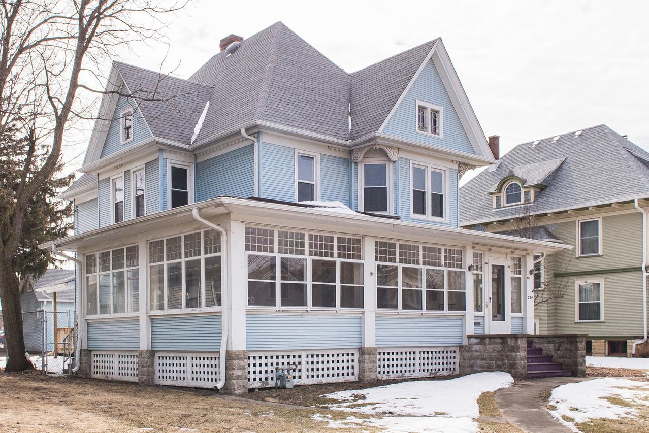 224 N 1st St., Dekalb, IL 60115