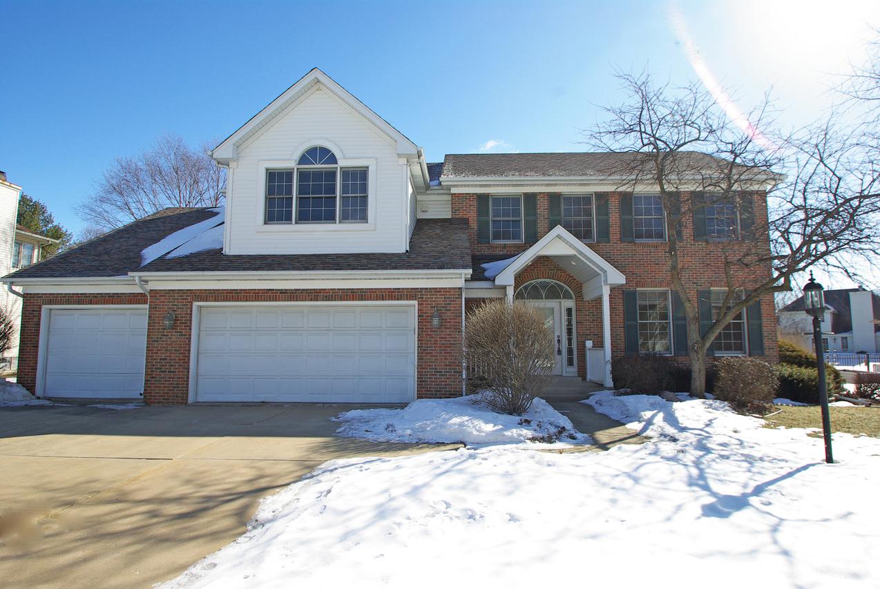 1647 Oakforest Dr., Rockford, IL 61107