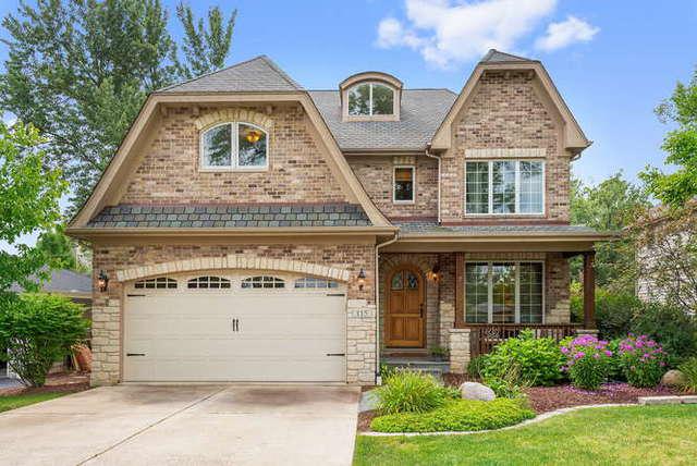 115 Byrd Ct., Clarendon Hills, IL 60514