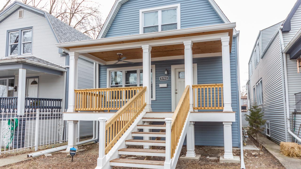 5703 W Waveland Ave., Chicago, IL 60634