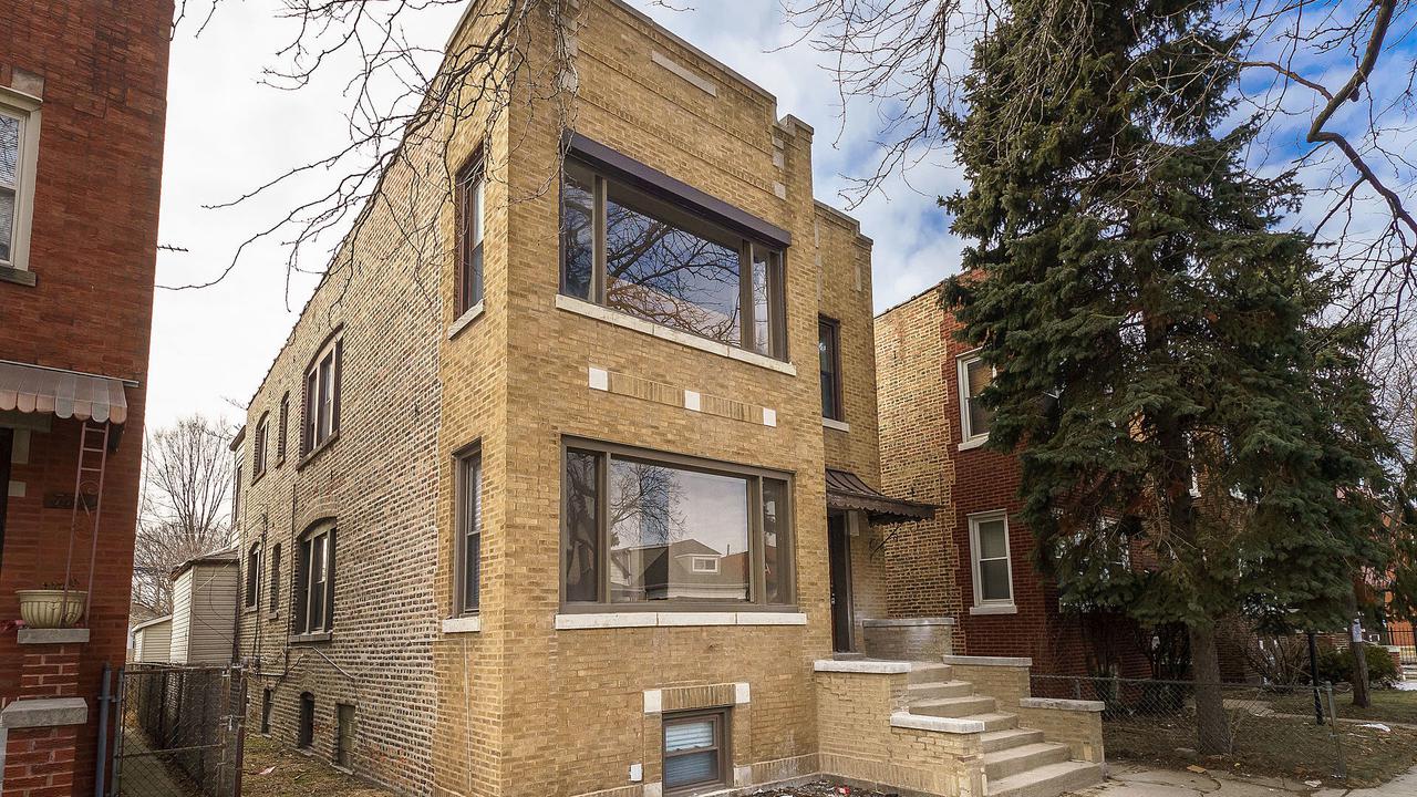 7710 S St Lawrence Ave., Chicago, IL 60619