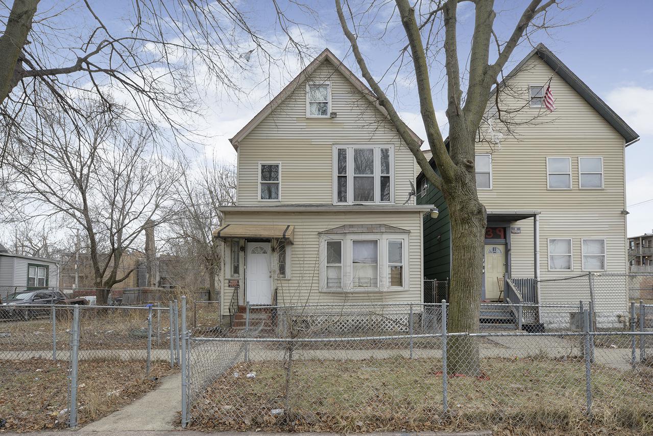6237 S May St., Chicago, IL 60621