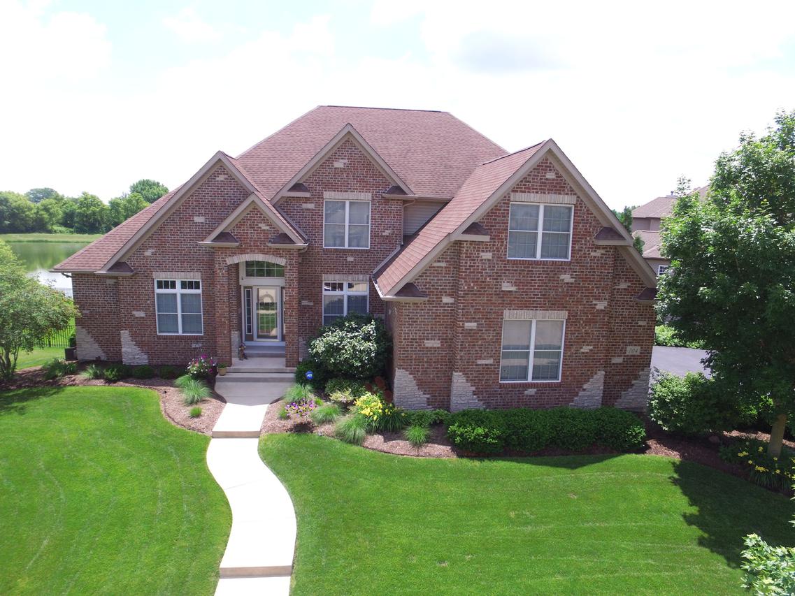 704 Cameron St., Sycamore, IL 60178