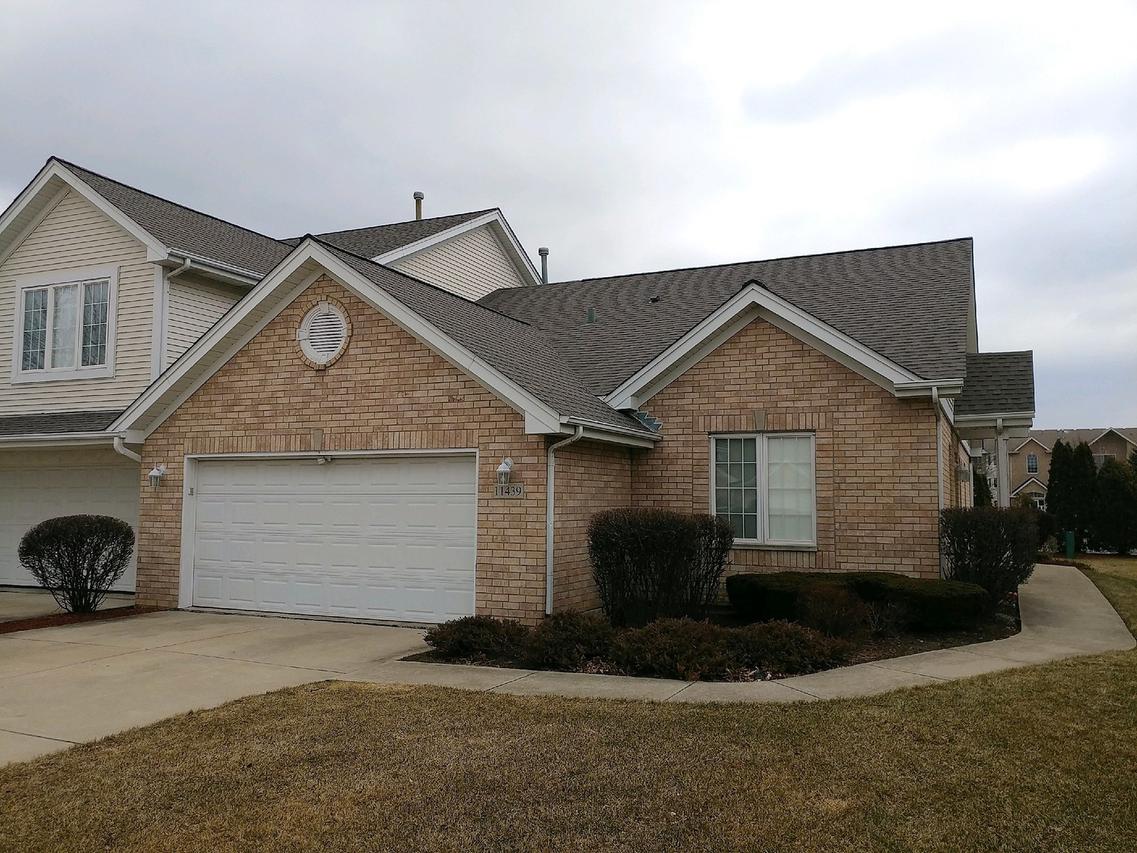 11439 Foxwoods Dr., Oak Lawn, IL 60453