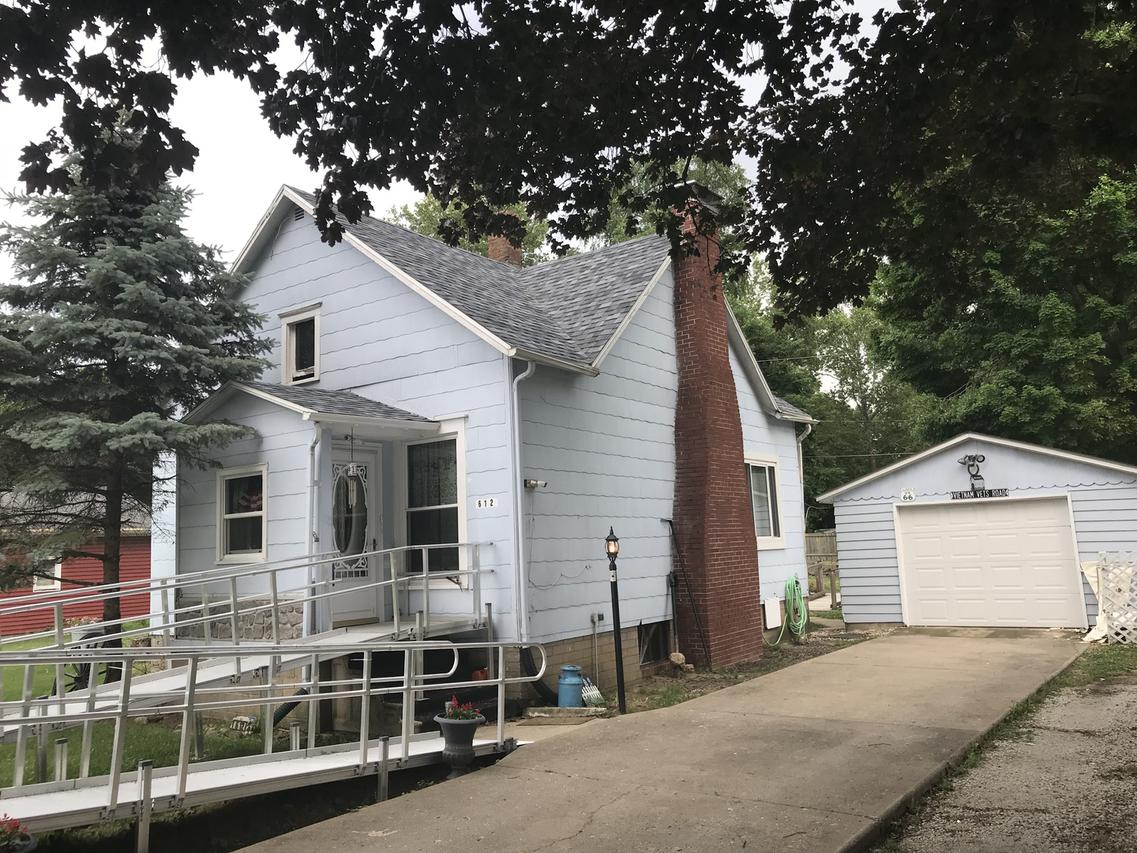 612 Bensyl Ave., Danville, IL 61832