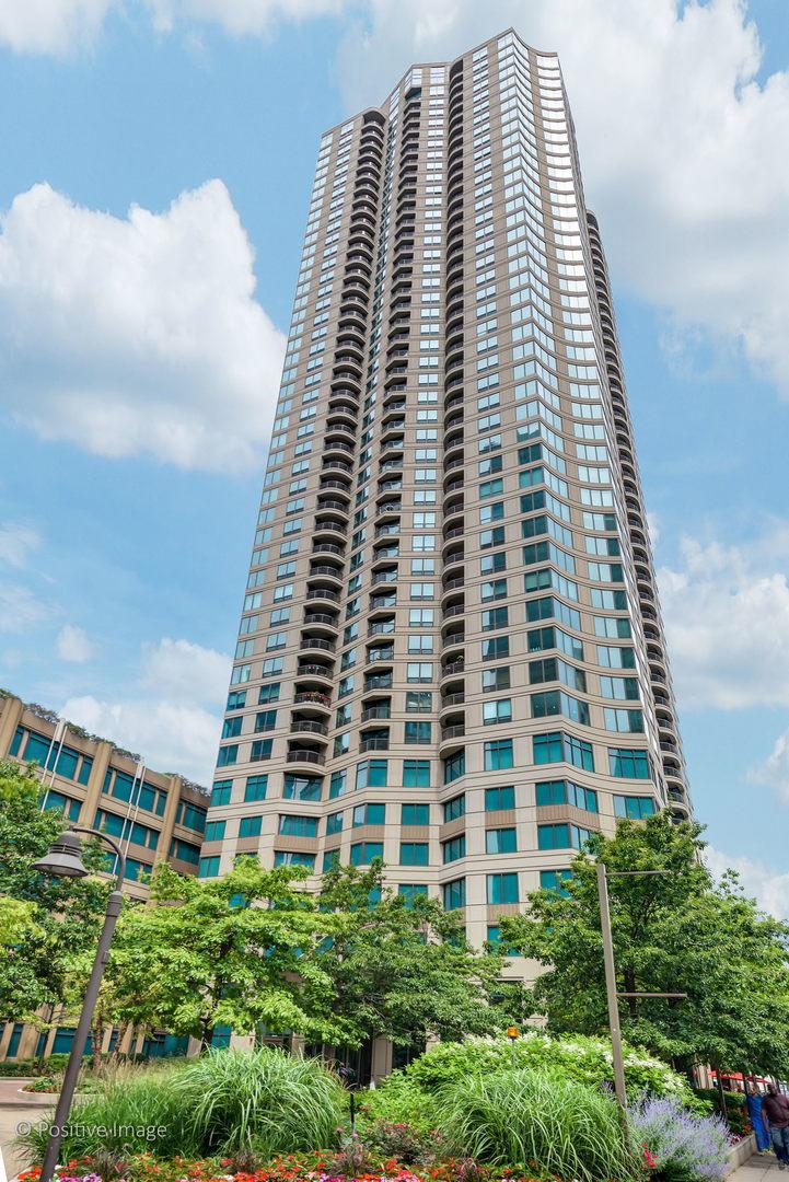400 N Lasalle St. #3907, Chicago, IL 60654
