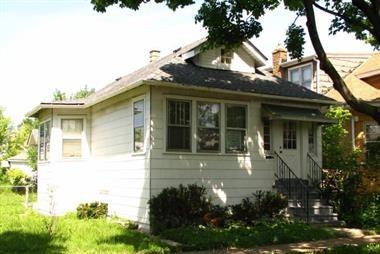 5520 N Luna Ave., Chicago, IL 60630