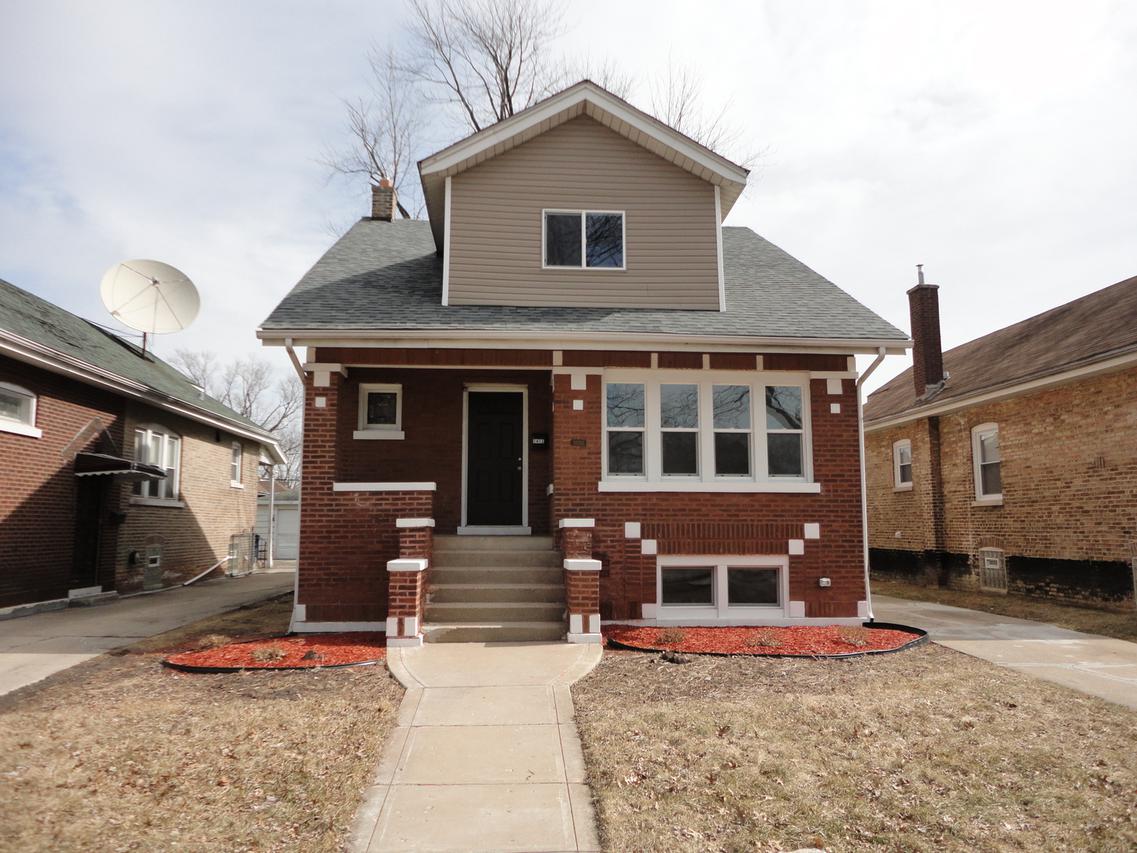 1413 S 12th Ave., Maywood, IL 60153