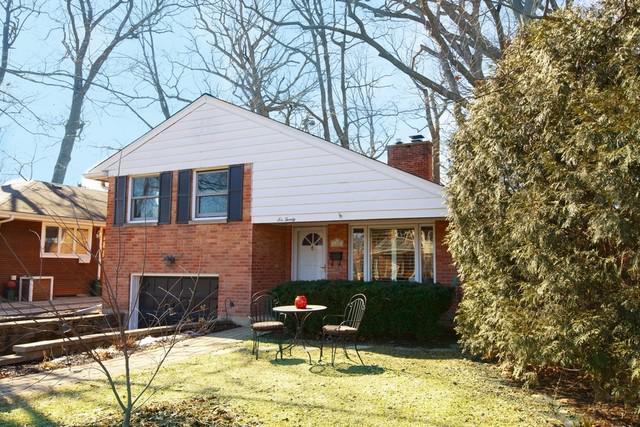 620 Arbor Ln., Glenview, IL 60025