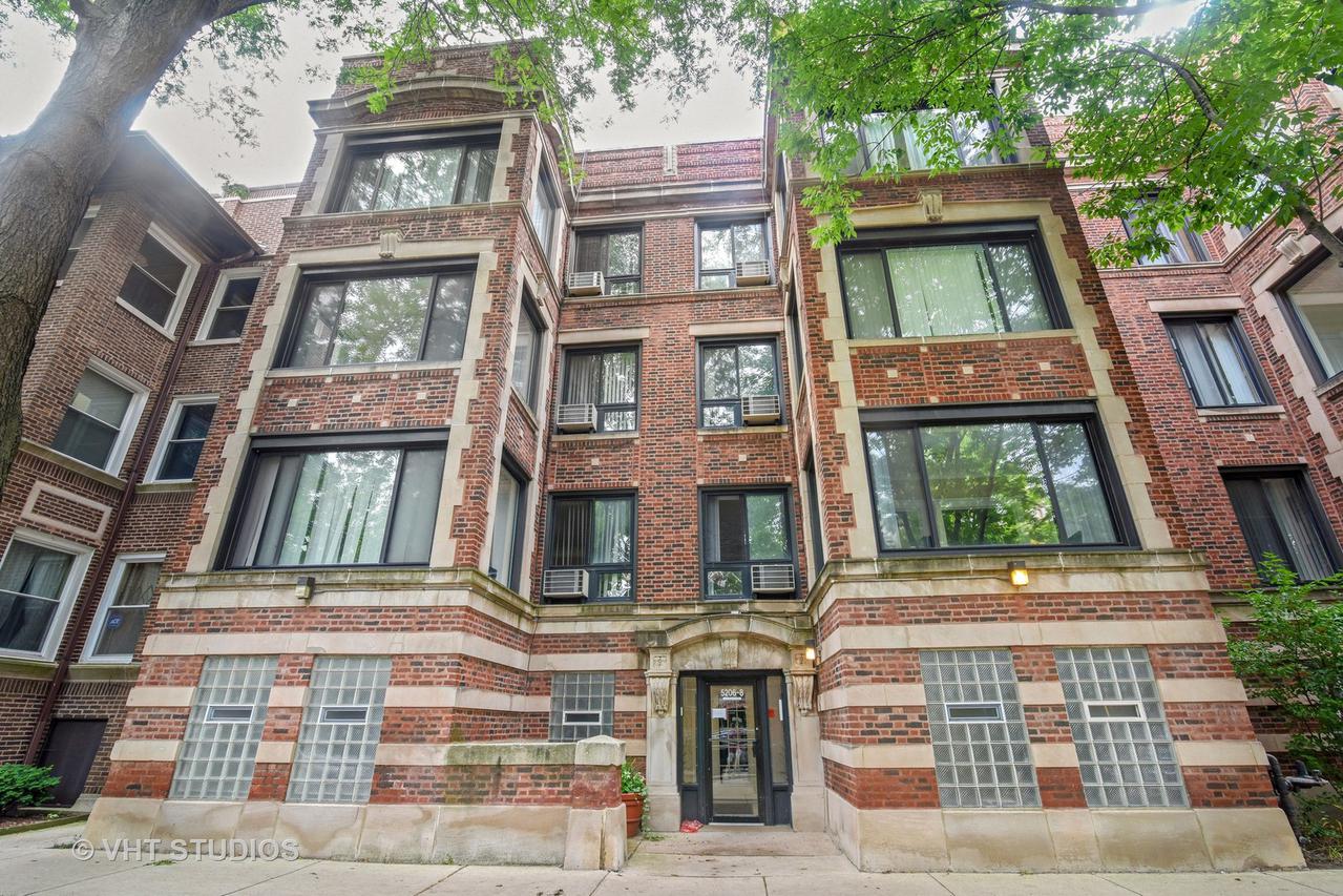 5208 S Ingleside Ave. #2S, Chicago, IL 60615