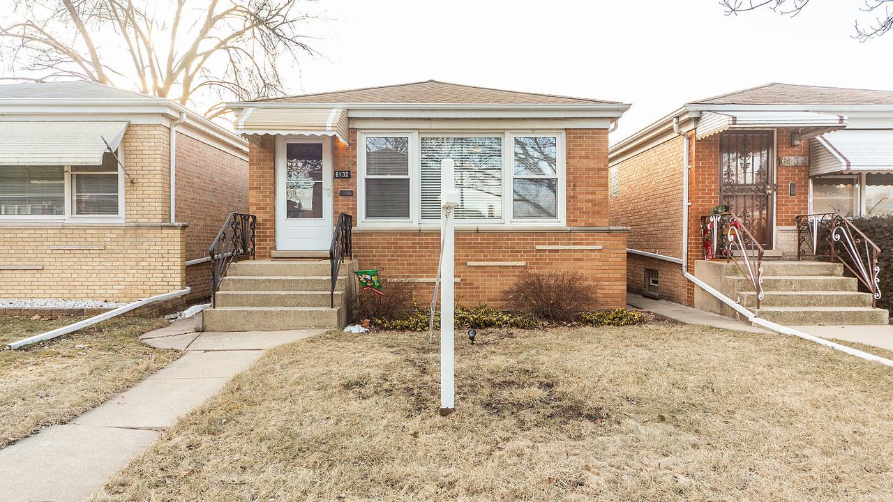 6132 N Nagle Ave., Chicago, IL 60646