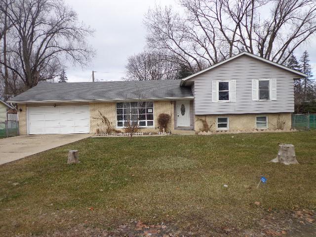 3902 Anne St., Mchenry, IL 60050