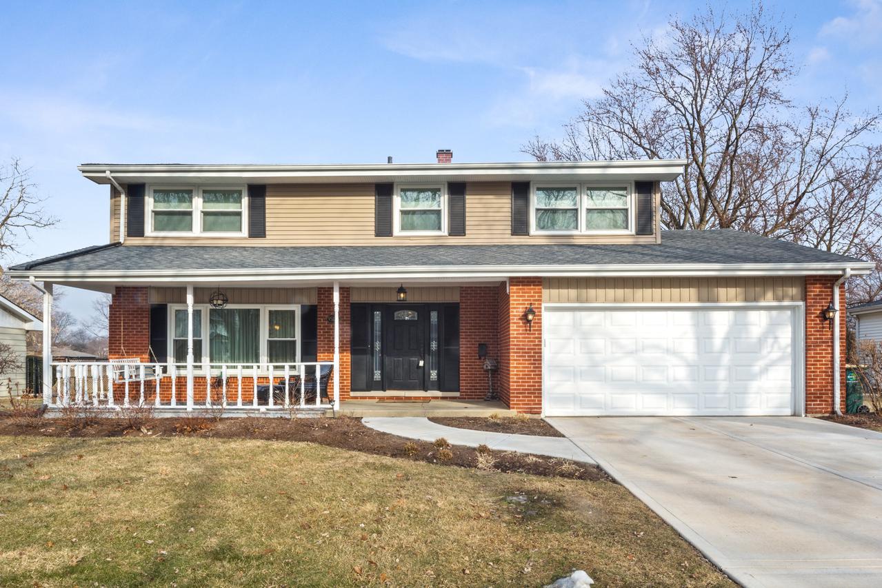 9S135 Nantucket Dr., Darien, IL 60561