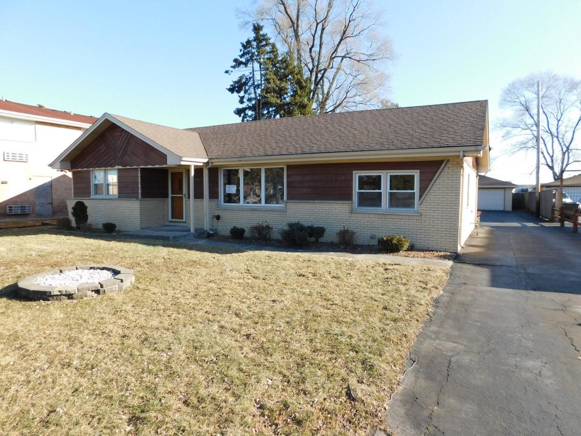 4833 W 123rd Pl., Alsip, IL 60803