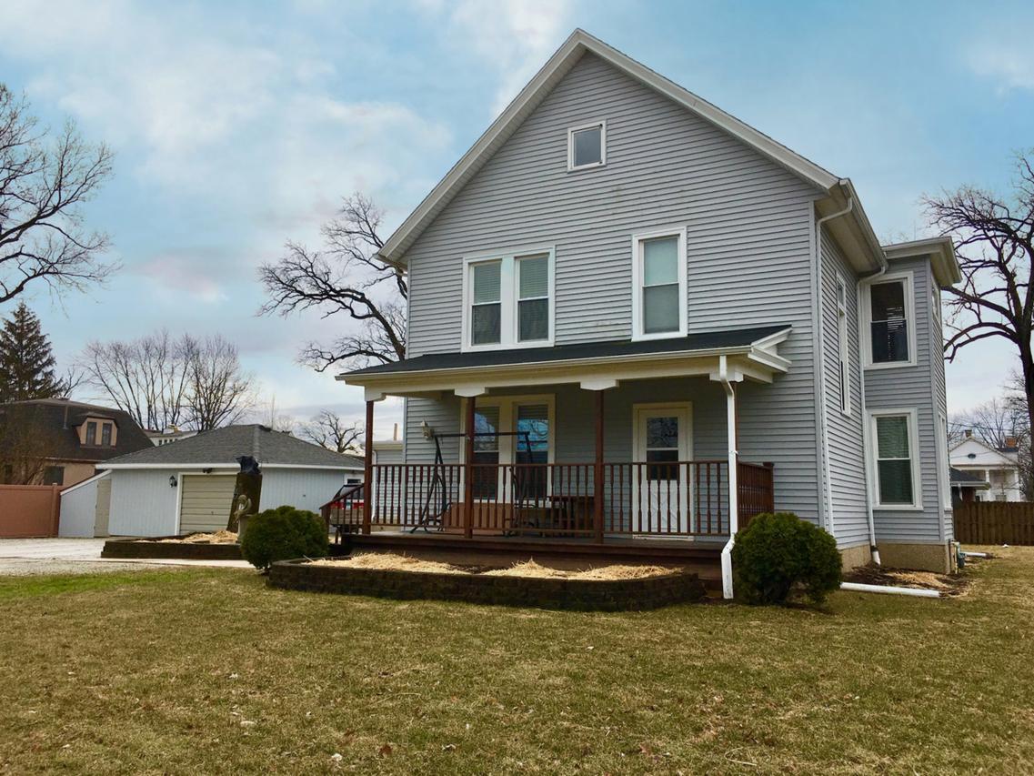 421 W Van Buren St., Ottawa, IL 61350