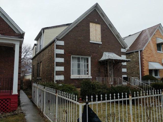 910 N Keystone Ave., Chicago, IL 60651