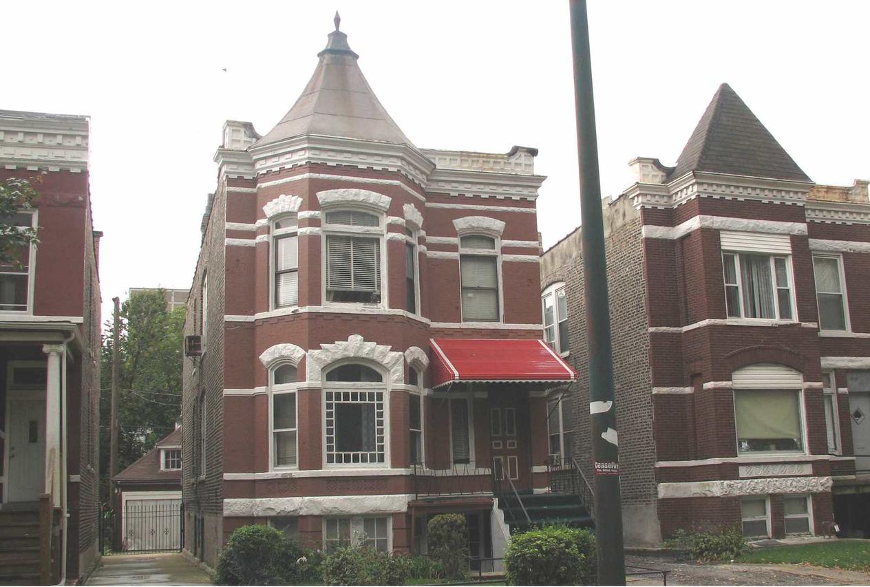 3025 W 19th St., Chicago, IL 60623