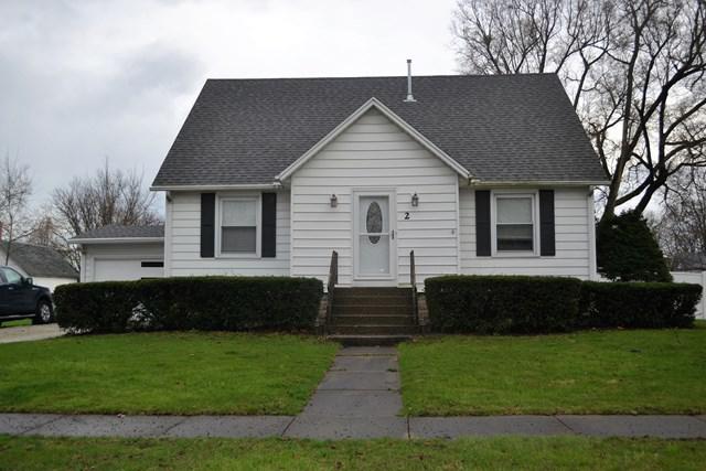 2 E Vine St., Piper City, IL 60959