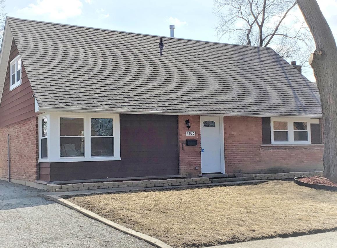 3919 168th St., Country Club Hills, IL 60478