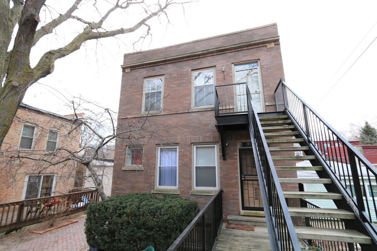 1337 W Flournoy St. #2R, Chicago, IL 60607