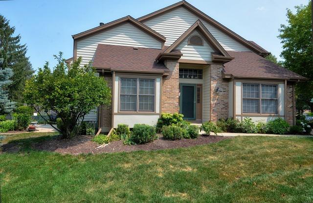 27w220 Chelsea Cir., Winfield, IL 60190