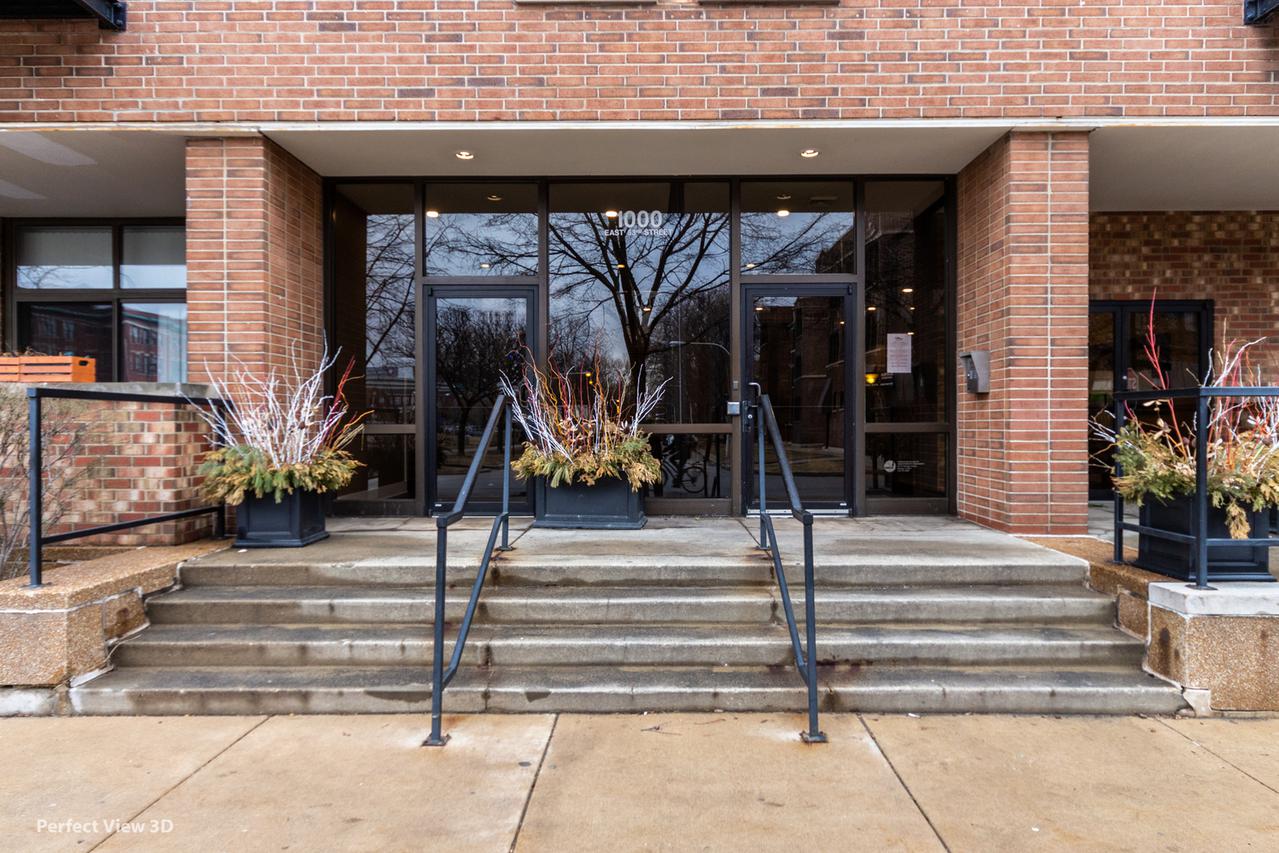 1000 E 53rd St. #317, Chicago, IL 60615