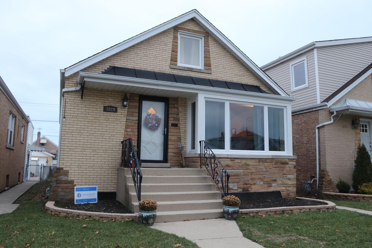 3829 Elmwood Ave., Berwyn, IL 60402