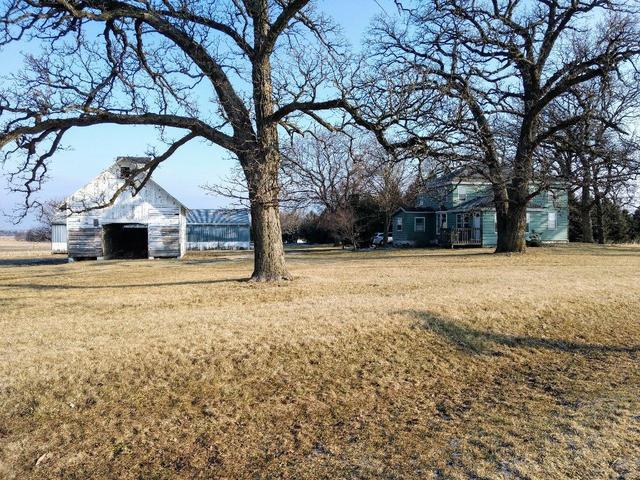 3494 Howlett Rd., Paw Paw, IL 61353