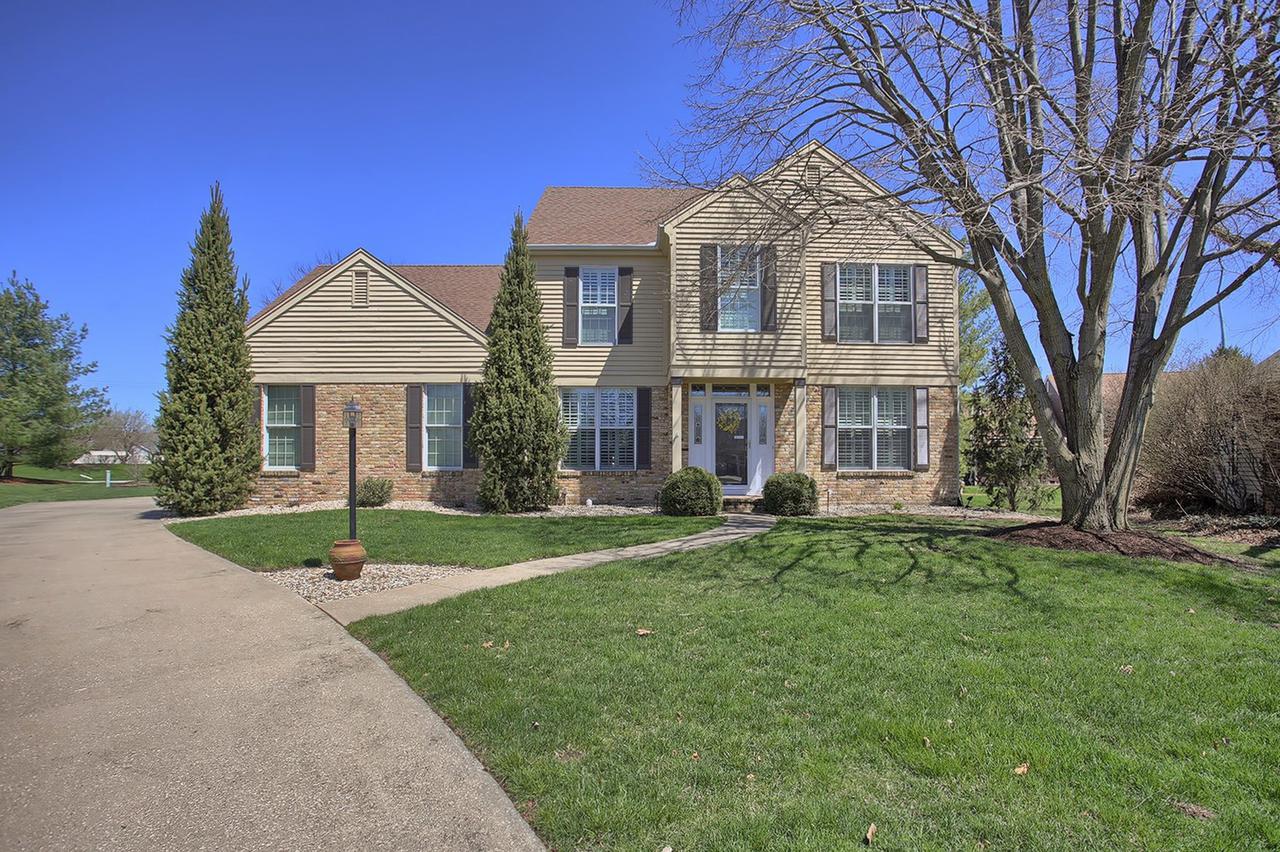 1604 Bentbrook Ct., Champaign, IL 61822