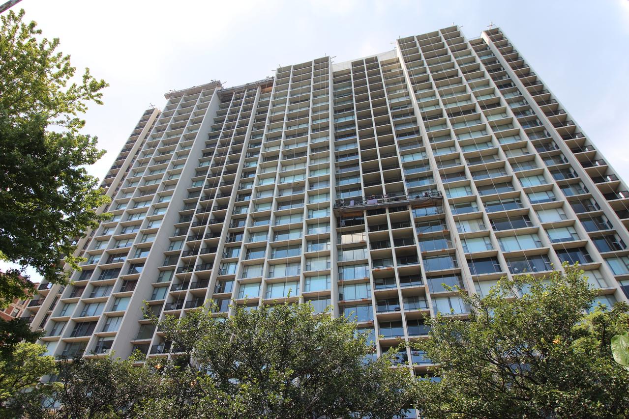 3200 N Lake Shore Dr. #805, Chicago, IL 60657
