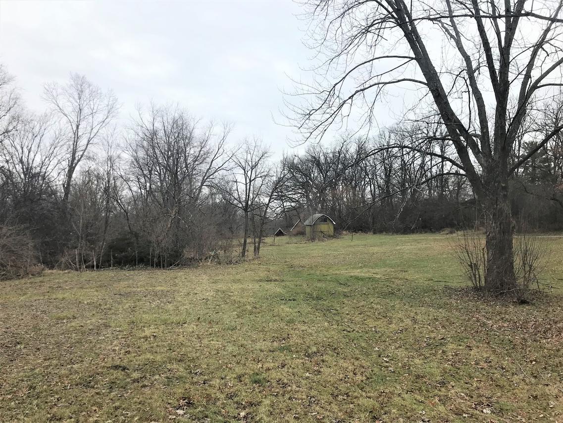 8802 W 131st St., Palos Park, IL 60464