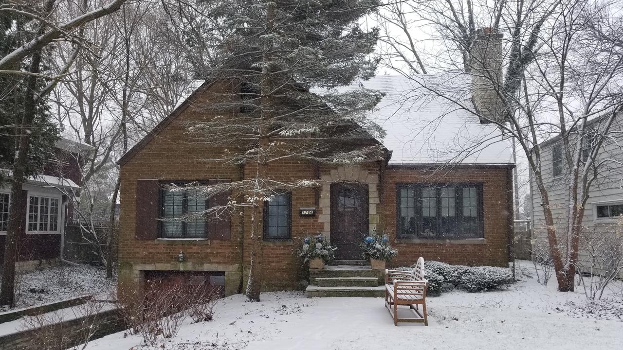 1166 Wade St., Highland Park, IL 60035