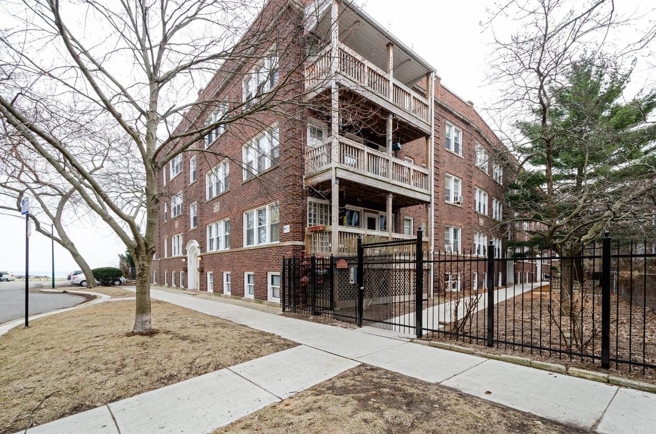 1225 W Jarvis Ave. #1, Chicago, IL 60626