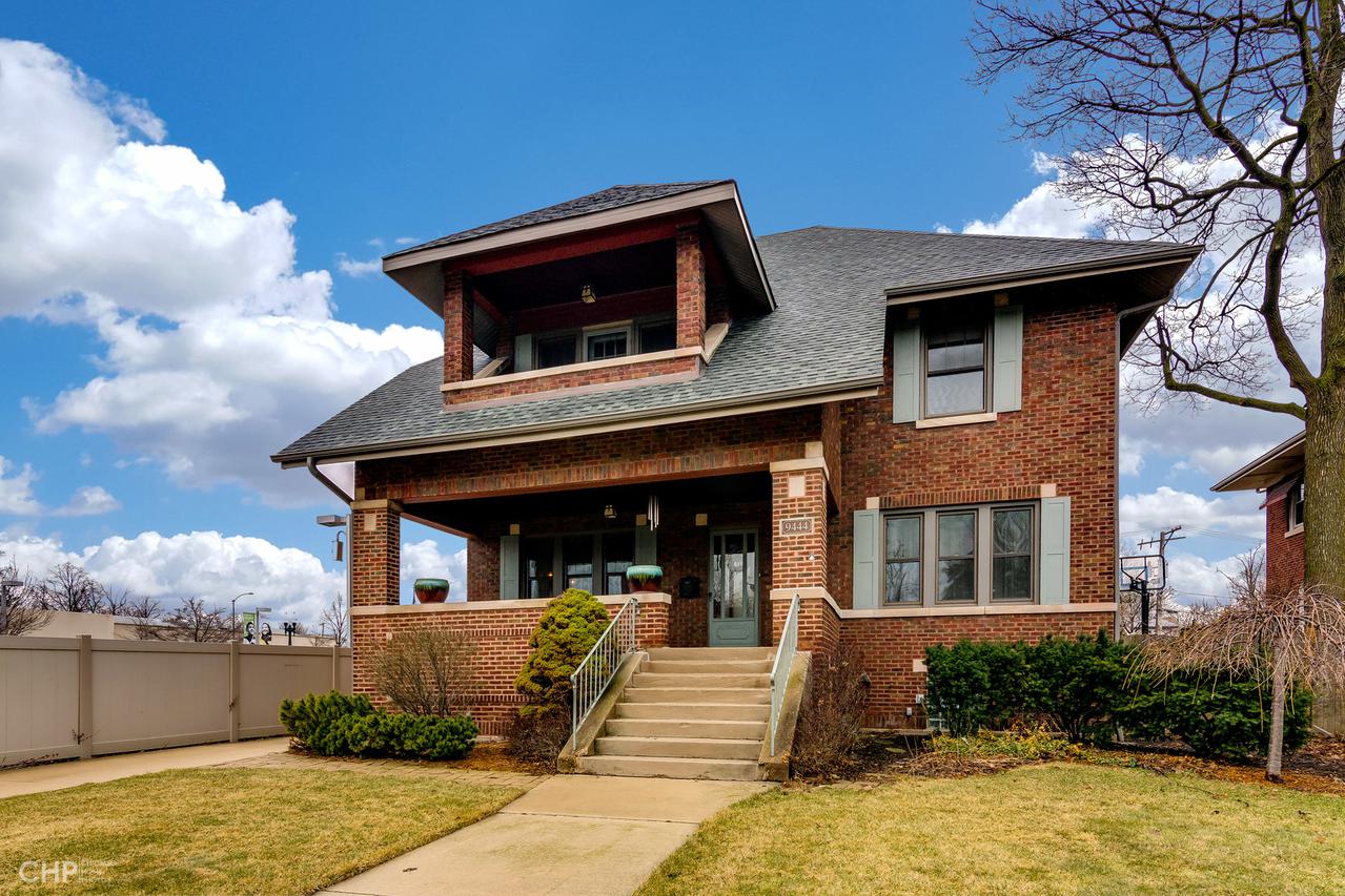 9444 S Winchester Ave., Chicago, IL 60643