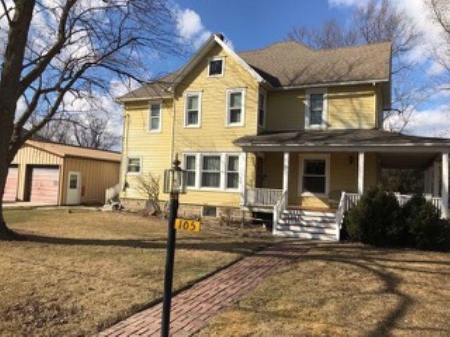 105 Allen St., Holcomb, IL 61043