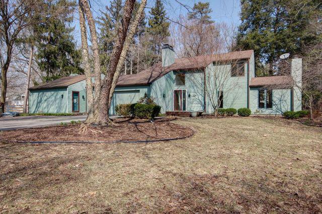 126 Pinetree Rd., Seymour, IL 61875