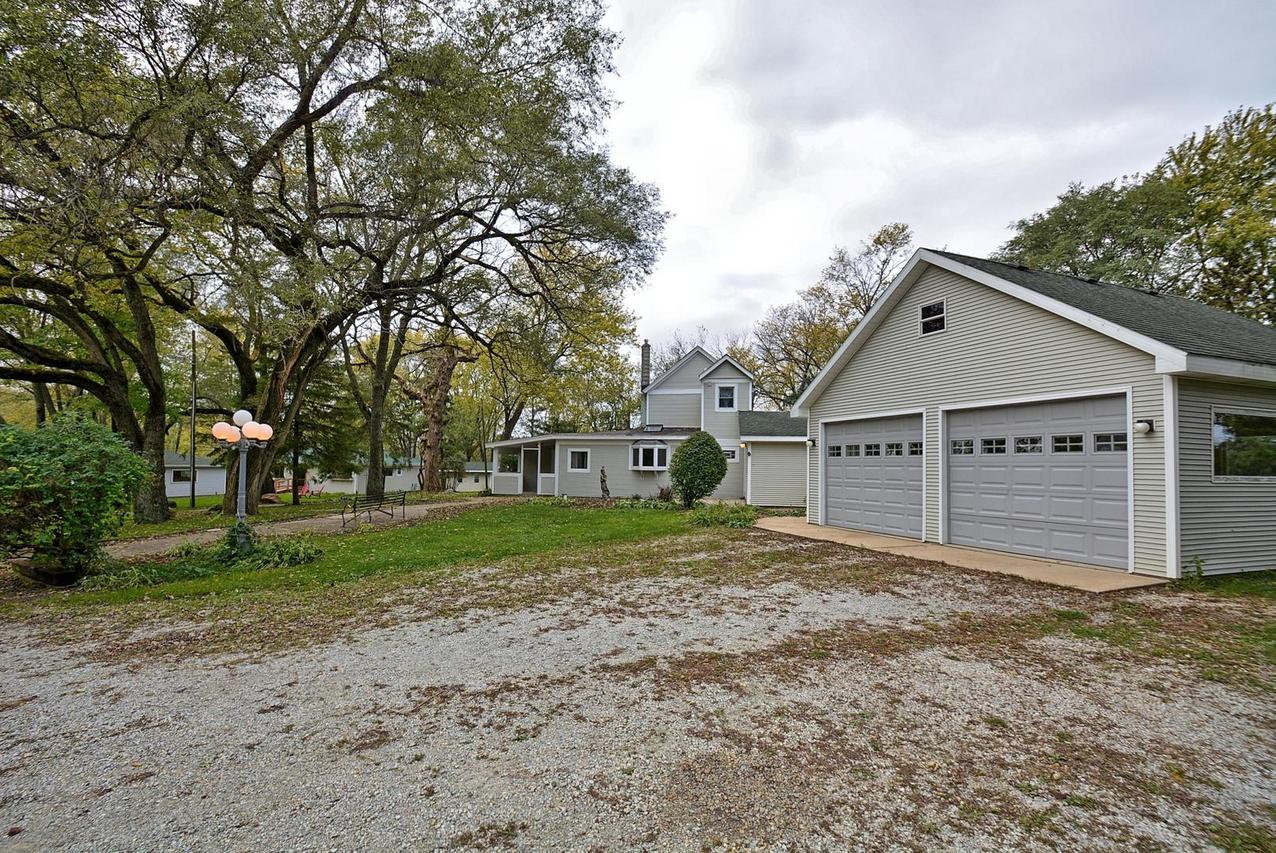 9306 W Dralle Rd., Frankfort, IL 60423