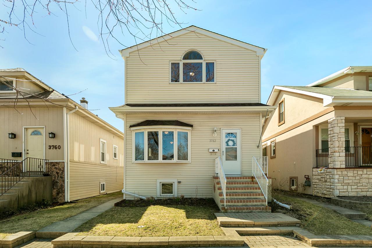 3762 N Osceola Ave., Chicago, IL 60634