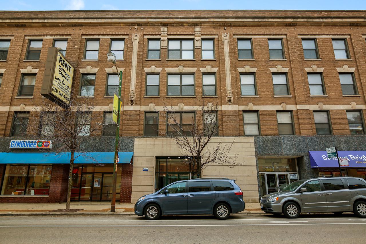 3160 N Lincoln Ave. #308, Chicago, IL 60657