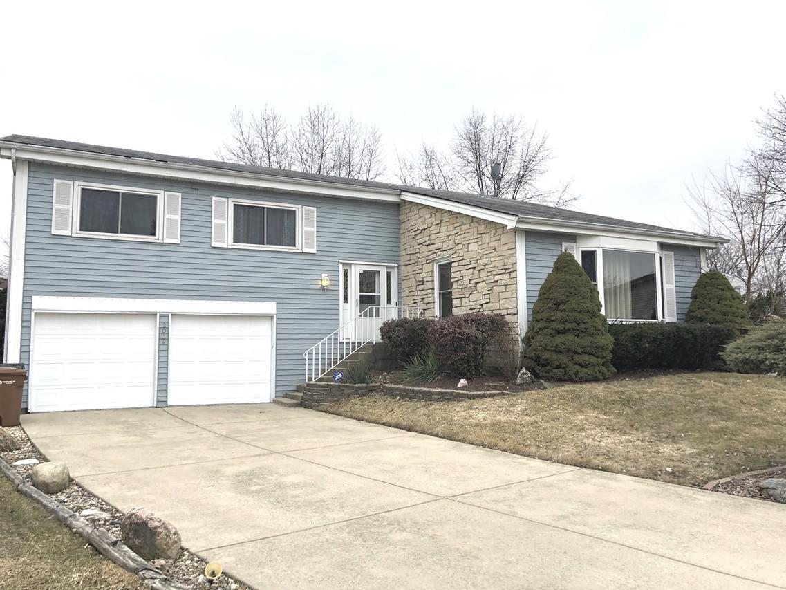 2034 Audubon Dr., Glendale Heights, IL 60139