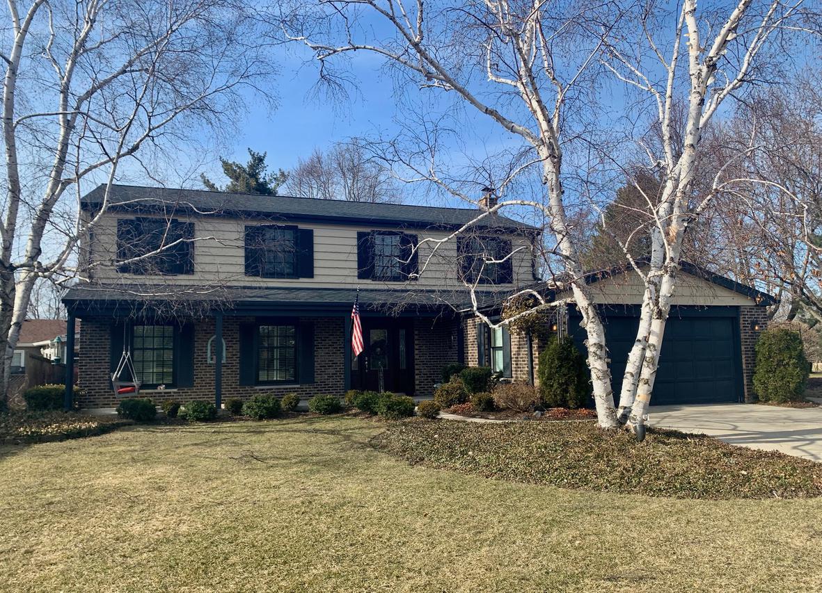 404 Thornapple Ln., Libertyville, IL 60048