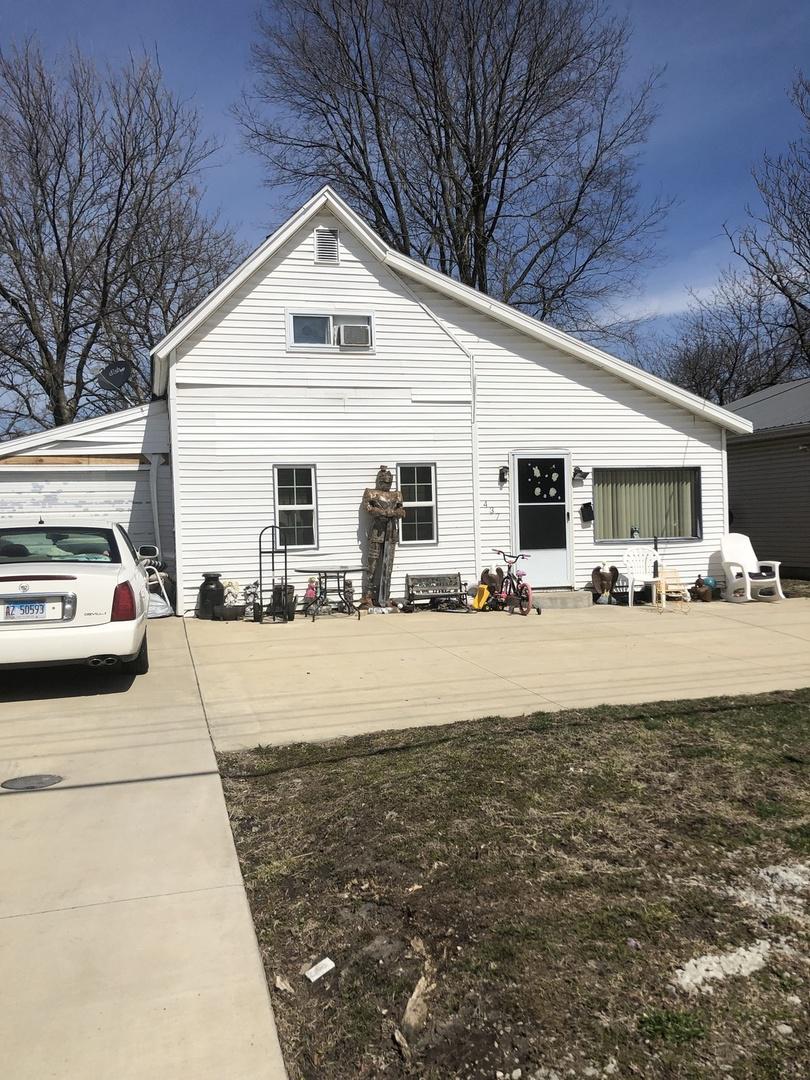 437 E Jefferson St., Arcola, IL 61910