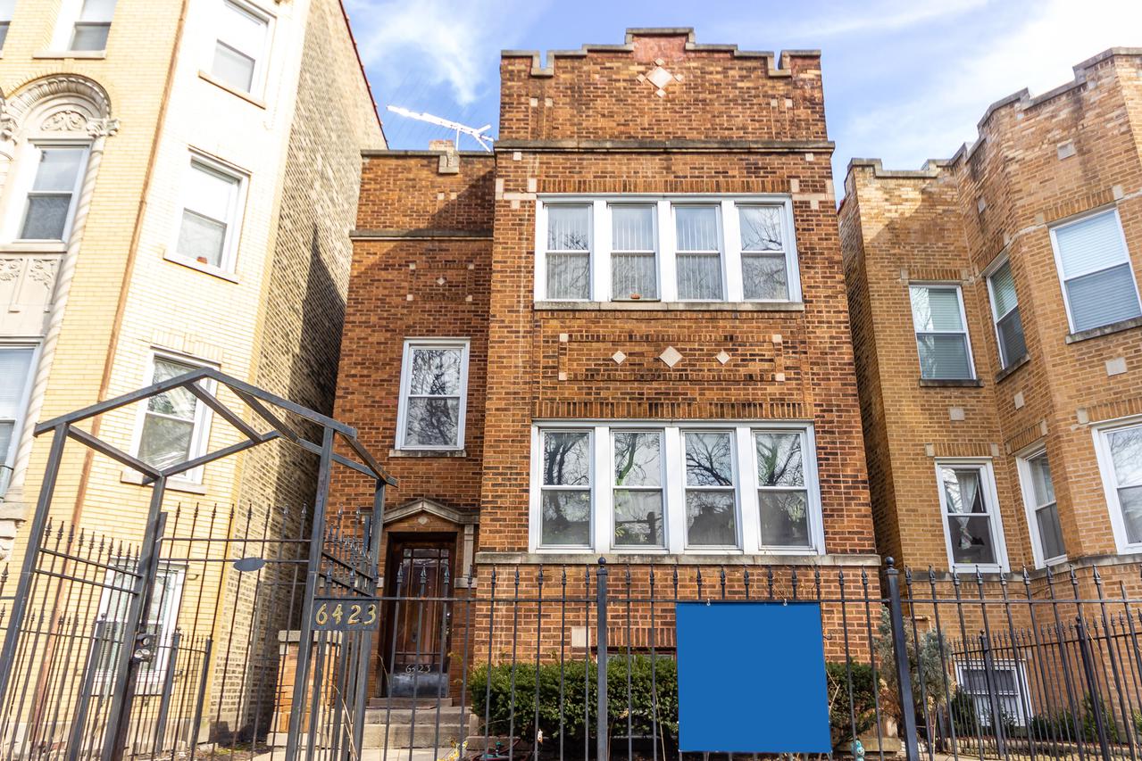 6423 N Leavitt St., Chicago, IL 60645
